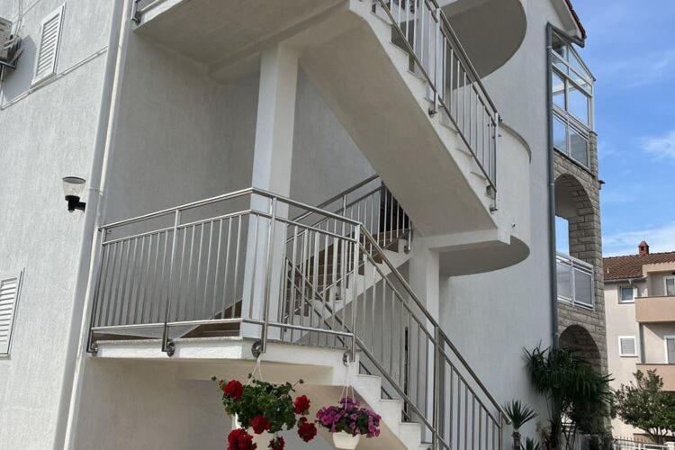 Apartments Adelheid In Biograd, Close To The Beach 比奥格勒·纳·莫鲁 外观 照片